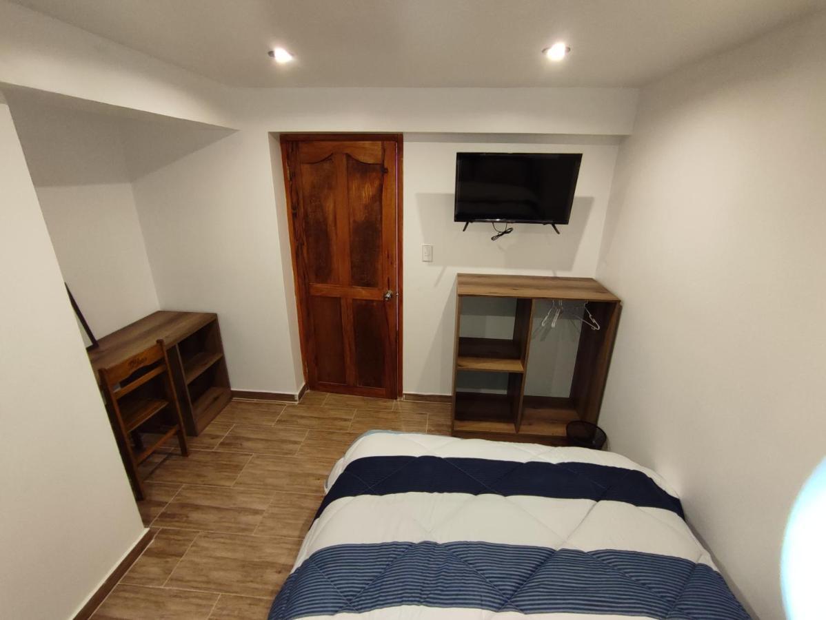Linda House * Cusco
