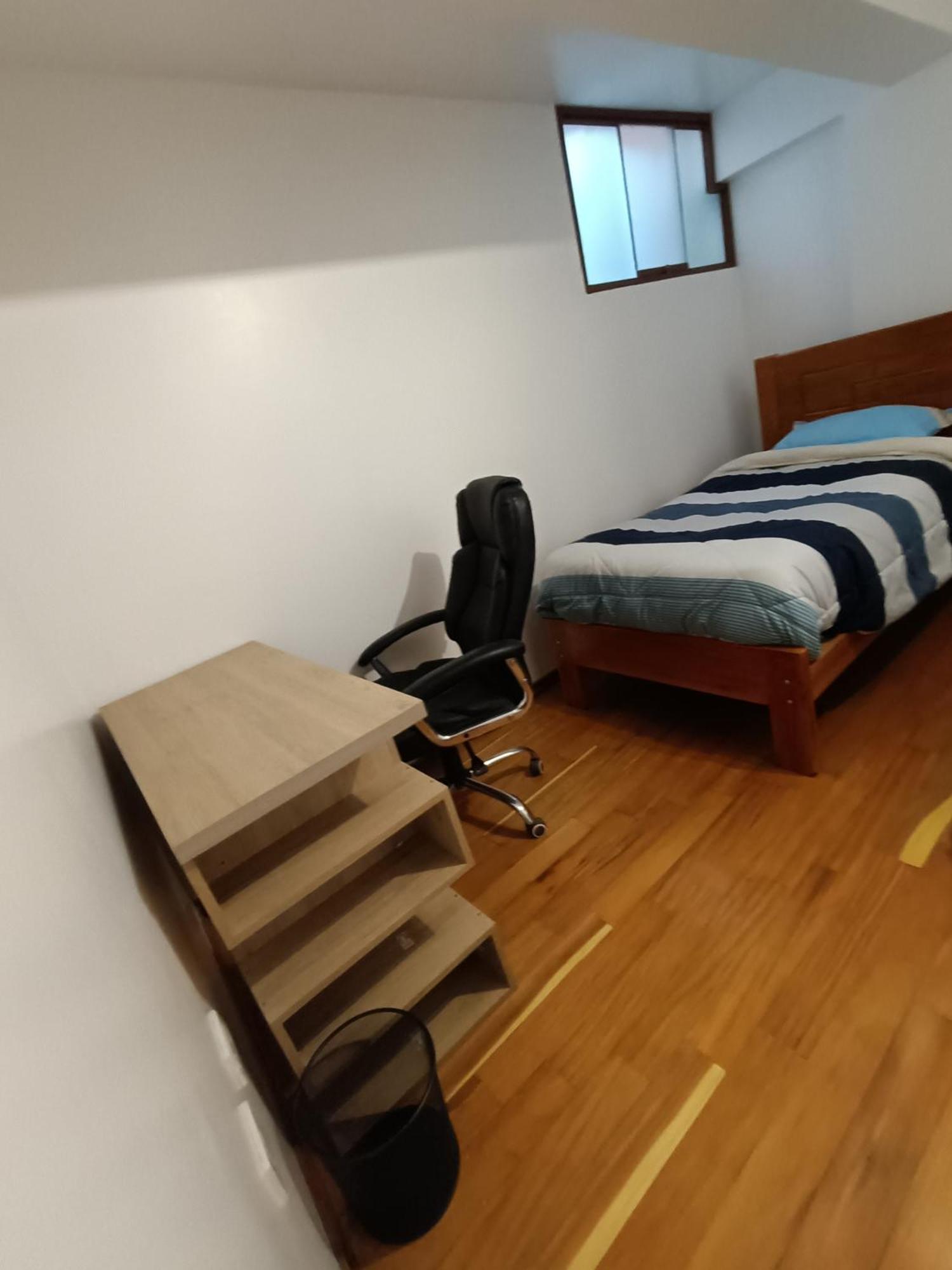 Alojamento de Acomodação e Pequeno-almoço Linda House